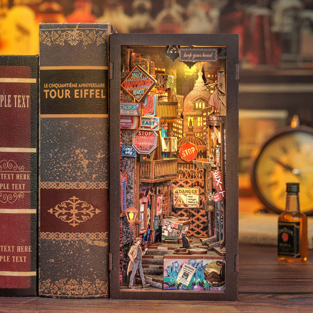 The Long Goodbye DIY Book Nook Kit