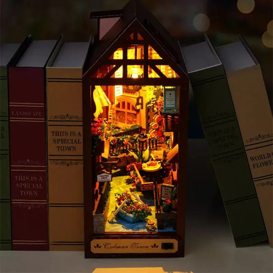 Colmar Town Book Nook Kit