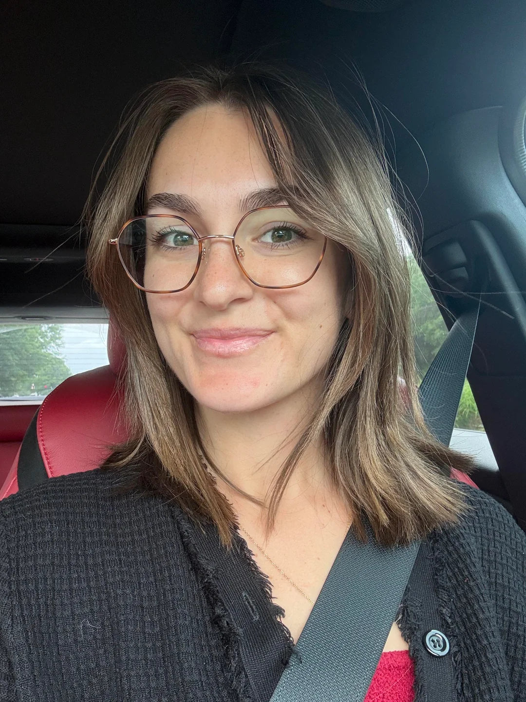 files/hair-went-from-wavy-to-straight-v0-woks0z1svb8h1.webp
